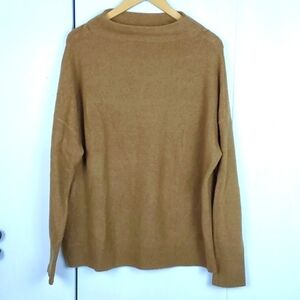 Ann Taylor Tan Neutral Soft Knit Wool drop shoulder Cozy Sweater Sz.L Petite